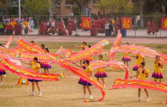 青春与时代共振 科技与人文交响——临沂职业学院2025年春季运动会国风满满